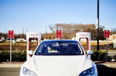 电力公司推电动汽车，充电基础设施