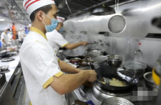 粤厨山中来走出“风味”就业创业路 粤厨山中来走出“风味”就业创业路