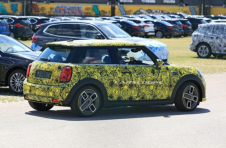 2021年MINI Cooper SE电动城市车已经换装了