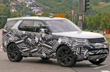 2021 Land Rover Discovery配备更大的触摸屏显示器