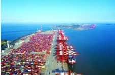 前5月江门海关关区集装箱出口增长515%
